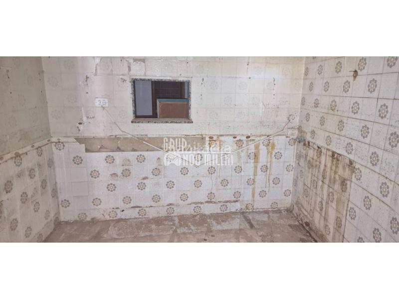 Foto e529bb0b-86e0-45d4-abef-2c15254a19d0. Affitto locale commerciale in Aldaia