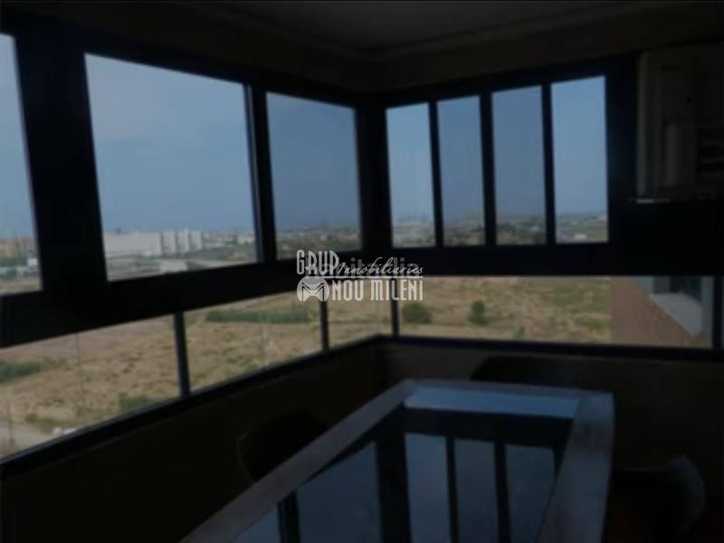 Foto a3107690-eac5-4b33-a400-034e67046290. Rent flat with parking pool in Camí Reial Valencia