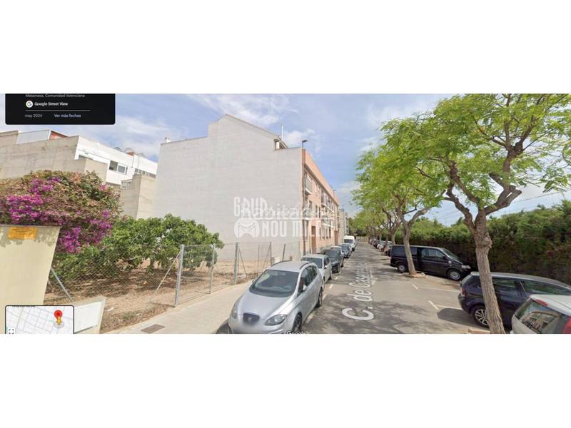 Foto d125291d-d4ac-4963-989c-9601d3a1fde7. Autoparkplatz in Massanassa