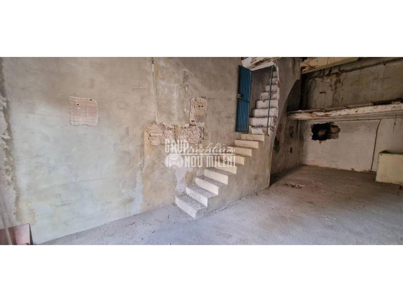 Foto a93e8986-66b9-43a0-a478-52537b426a55. Edifici a El Mercat Valencia