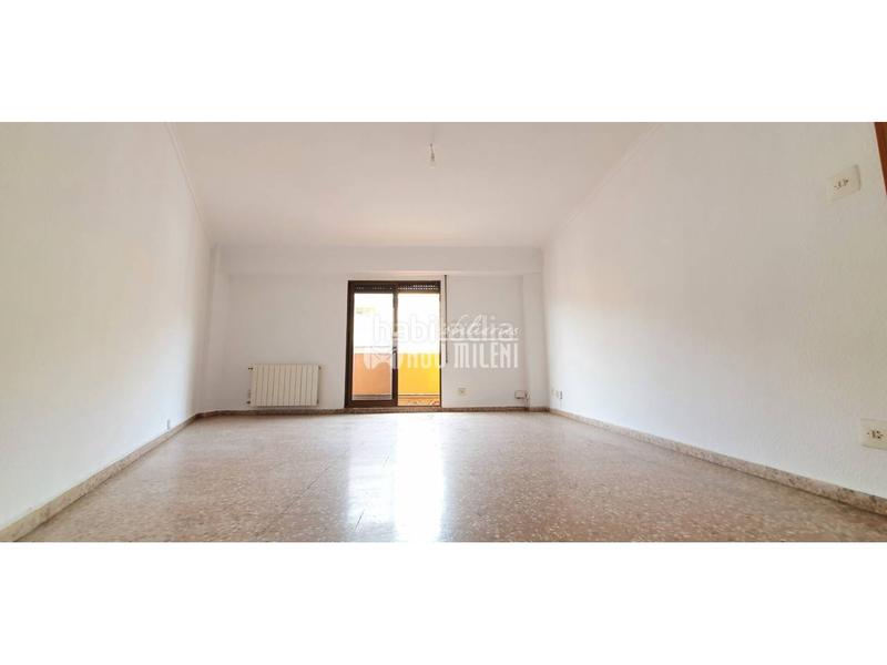 Foto d291dc9d-d3b7-4dd3-9788-38cb9f9e1986. Pis amb calefacció a Centro Ciudad Paterna