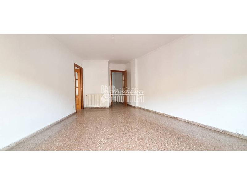 Foto d9db0b87-7754-4a0c-8898-2c1b1276bf5a. Pis amb calefacció a Centro Ciudad Paterna