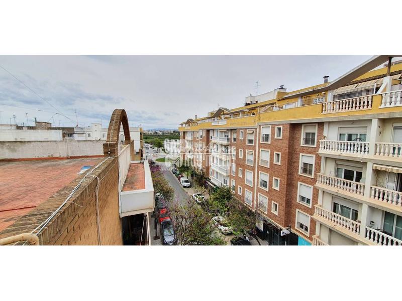 Foto e00d55ea-a5d2-43ea-93e2-63b5751671c5. Pis amb calefacció a Centro Ciudad Paterna