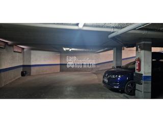 Aparcament cotxe  Prof enriq tierno galvan. Parking en venta en burjassot  el castell