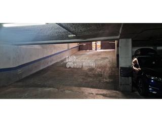 Aparcament cotxe  Prof enriq tierno galvan. Parking en venta en burjassot  el castell