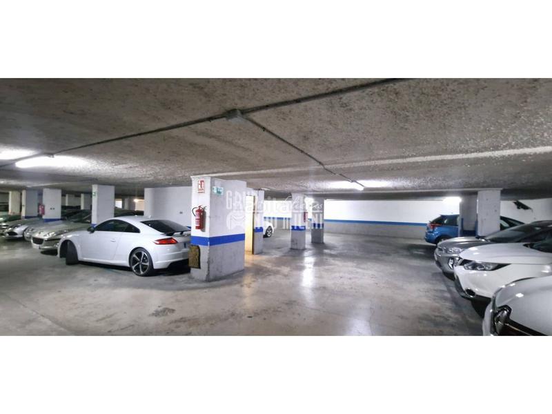 Foto 98f0dfa7-204d-48ee-9026-8bc4ccd38409. Parking coche parking en venta el castell en Zona Cantereria Burjassot