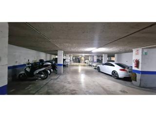 Aparcament cotxe  Prof enriq tierno galvan. Parking en venta en burjassot  el castell