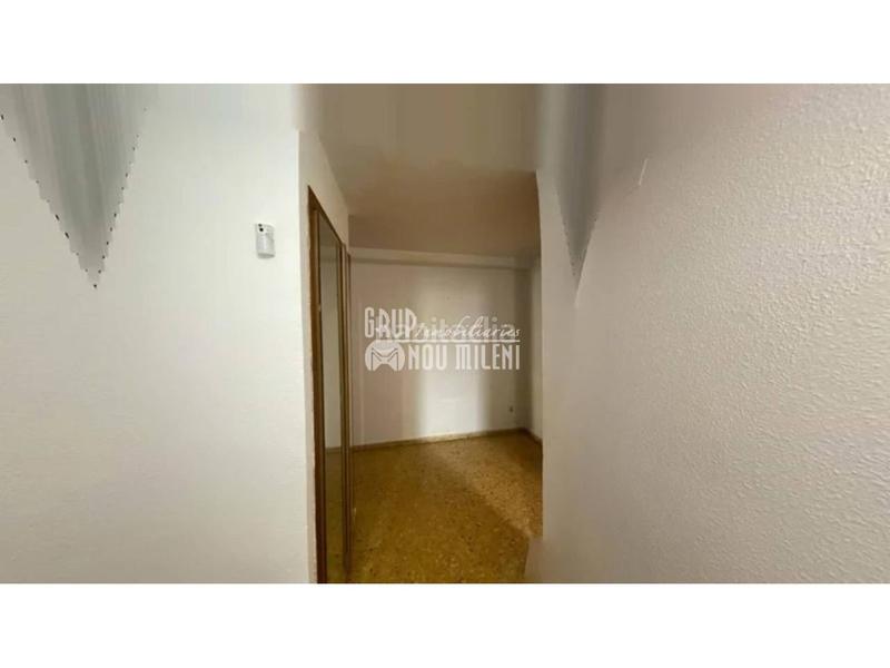 Foto e2b173c6-d48c-4c11-aefb-2e2c78982458. Piso venta piso en valència capital en Benimàmet Valencia