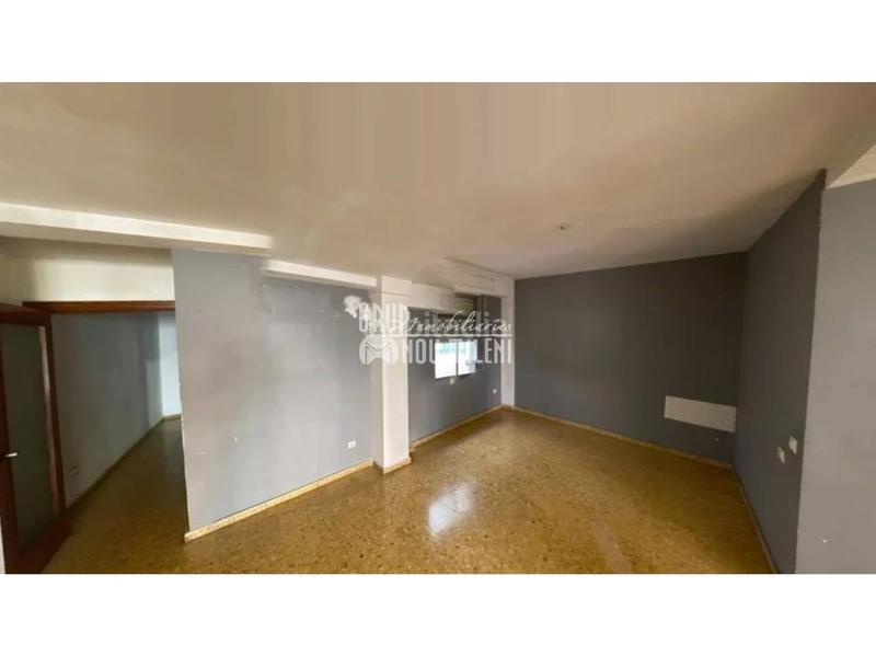 Foto f880132e-8cee-4181-b748-fd45e556bff1. Piso venta piso en valència capital en Benimàmet Valencia