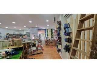 Miete Geschäftsraum in Zona Avenida al Vedat. Venta de local comercial en torrent