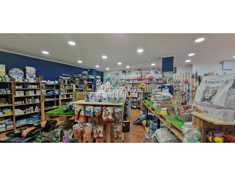 Foto 2cad1483-1110-42b3-b677-618d02c382bf. Local commercial dans Zona Avenida al Vedat Torrent