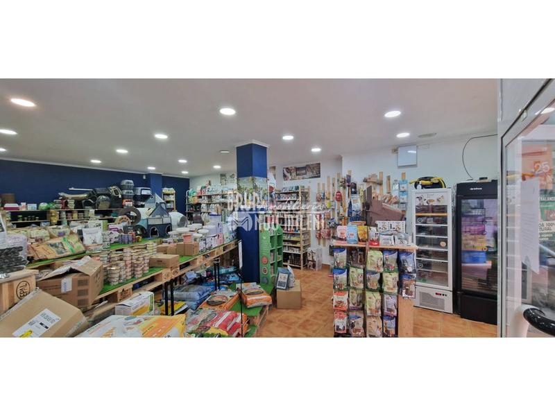 Foto b03ce0c9-202e-4bb8-b7c9-1bb28cb82d1c. Local commercial dans Zona Avenida al Vedat Torrent