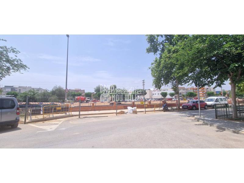 Foto 23b585fe-253c-4e8d-92af-90761da355aa. Area edificabile industriale in Massanassa