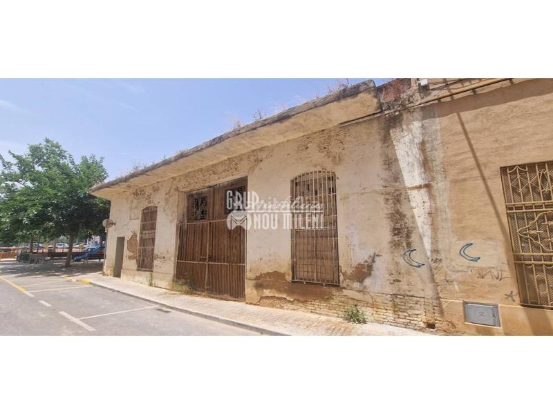 Foto 8199f178-00d1-4f8d-ba8b-50e3a57e66b8. Area edificabile industriale in Massanassa