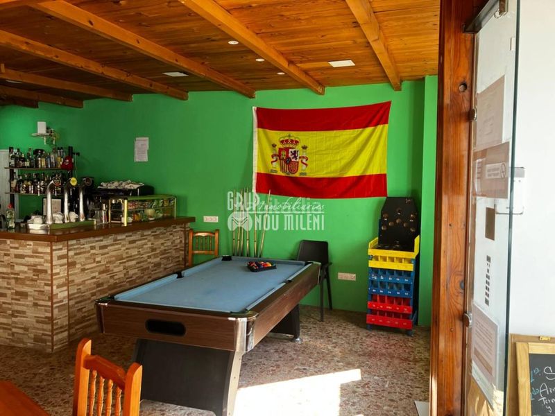 Foto af418627-dbec-4c8d-b62e-8f418ac7c7db. Local comercial a Massanassa