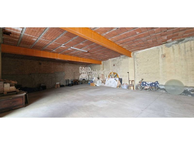 Foto 1552172f-e37b-4c79-9b6d-234567665f55. Local comercial a Alcácer