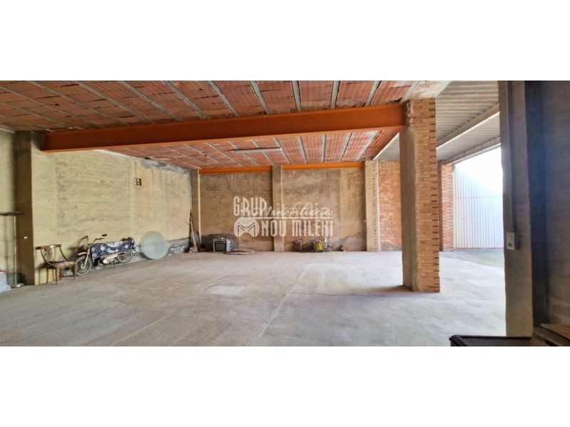 Foto 1fd38fd7-aca5-4ab4-8134-87c7f13e30e5. Local comercial a Alcácer