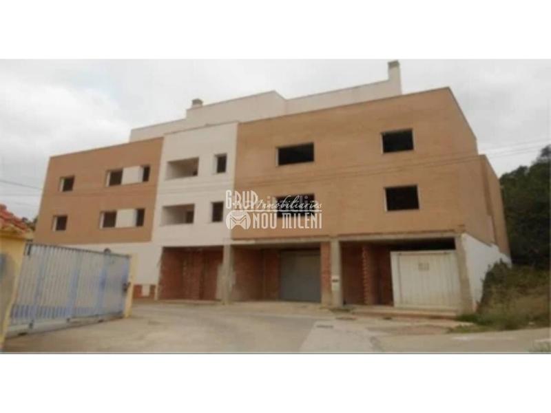 Foto 04a552db-6b73-4cf5-9325-2f2719fa0d9d. Edificio en hornerico 38 edificio en venta en Pedralba