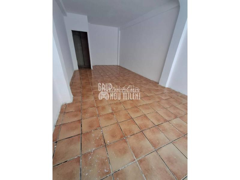 Foto 5b776c7b-c99c-43a7-a87d-57e1195bbf77. Local comercial a Barrio Benicalap Valencia