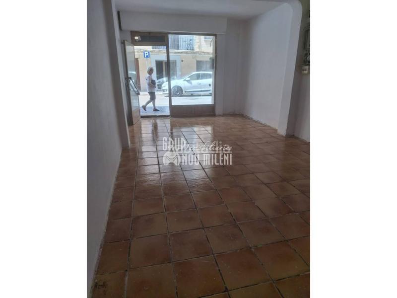 Foto a8569f84-25c0-49b9-a6d2-c37e8c49c7f1. Local comercial a Barrio Benicalap Valencia