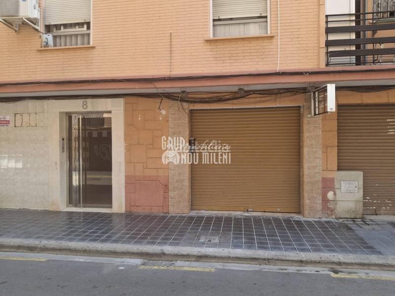 Foto f26a5f0e-8f4a-472a-9e5c-43d5a2520880. Local comercial a Barrio Benicalap Valencia