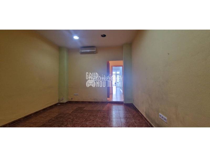 Foto 17cf1383-6d21-4fb2-b3f6-618d666862ae. Geschäftsraum in doctor santiago vidal 9 in Sollana