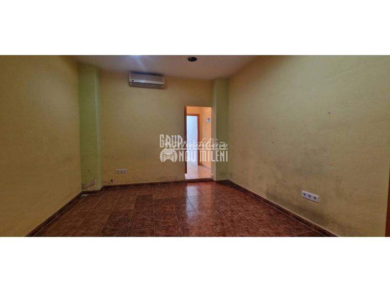 Foto a5618c0c-a8ae-4361-bc7d-bc3a56e25a75. Geschäftsraum in doctor santiago vidal 9 in Sollana