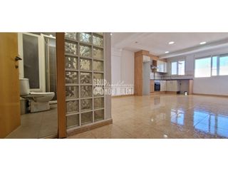 Location Appartement  Calle miguel hernandez. Se alquila piso reformado de 2 habitaciones en benetússer