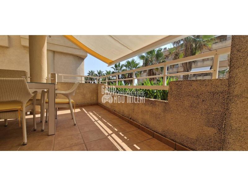 Foto a2640429-f53a-41de-a542-215cbe705a91. Affitto appartamento con parcheggio piscina in El Perellonet Valencia