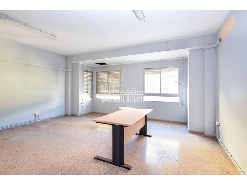 Foto aa582c60-e16d-4407-a0c9-52c1e4df0fd1. Edifici a Polinyà de Xúquer