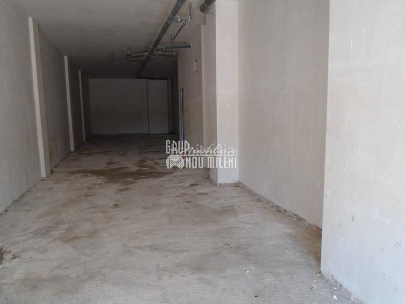 Foto d88013cc-4155-4a57-8b63-3d0ba22d958b. Geschäftsraum in Algemesí