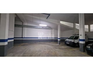 Lloguer Aparcament cotxe a Calle san vicente ferrer 9. Garaje y trastero muy grande