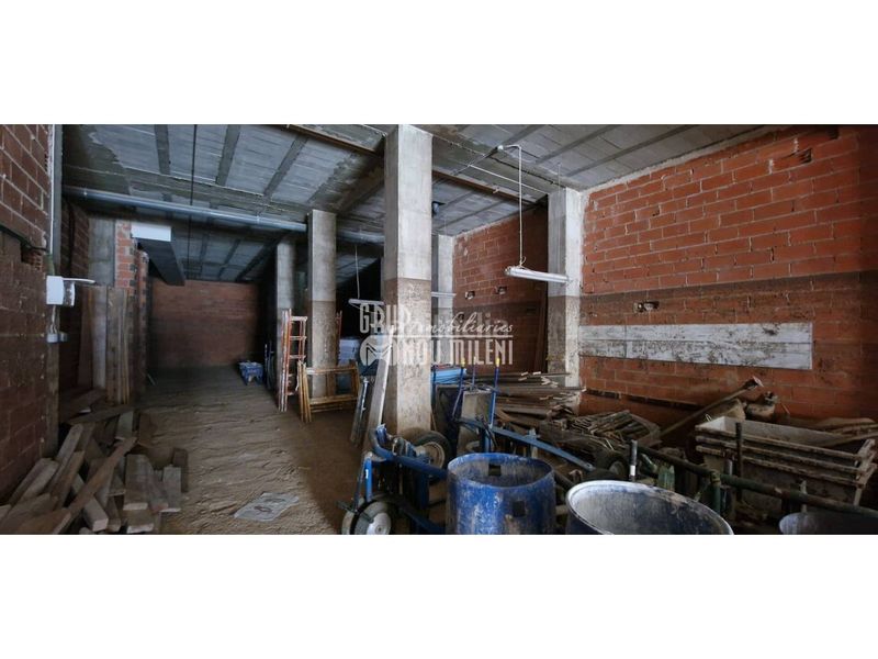Foto dd0a0672-1bbe-4832-8b75-a406b3f081ec. Local comercial a Massanassa