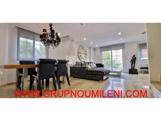 Maison jumelée à Catarroja. Venta de townhouse en massanassa