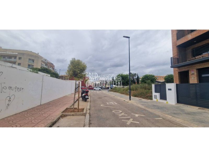 Foto 53d2f1dd-33cd-4374-b687-a7e34bd76864. Finca rústica a calle atleta fausto albiol 5 a Albal