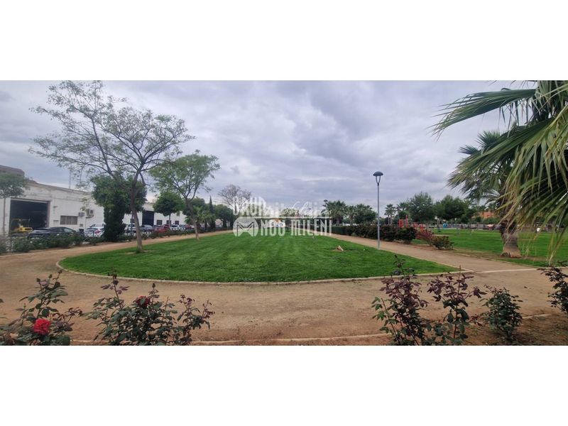 Foto a4a9d40f-35f2-4886-84ab-5b7b0ca7f72b. Finca rústica a calle atleta fausto albiol 5 a Albal