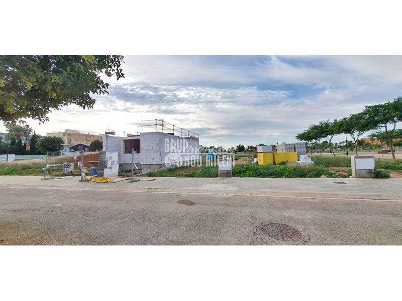 Foto d8189054-9d03-48f5-84a4-0553b8438aa1. Finca rústica a calle atleta fausto albiol 5 a Albal