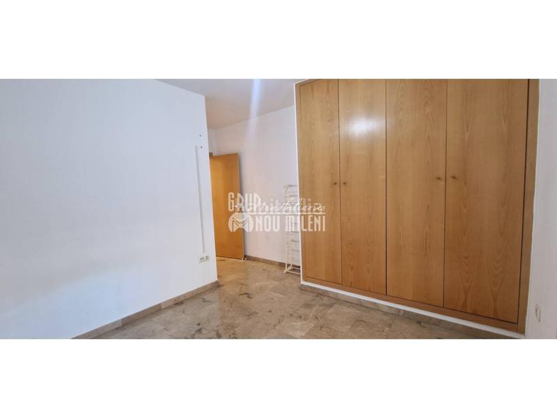 Foto 117d5f9b-2eec-4390-b8f9-1efff9603e32. Miete etagenwohnung mit parking in Catarroja