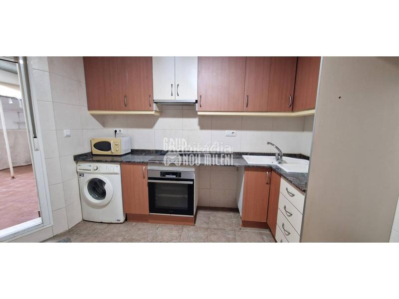 Foto 7645168d-595b-419d-9238-9227681f9d0d. Miete etagenwohnung mit parking in Catarroja