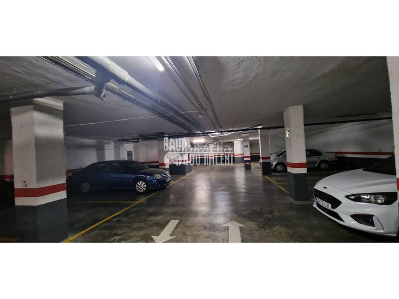 Foto a4587d66-a52a-4fc2-9242-63ecf35d0107. Parking voiture dans El Molí Torrent