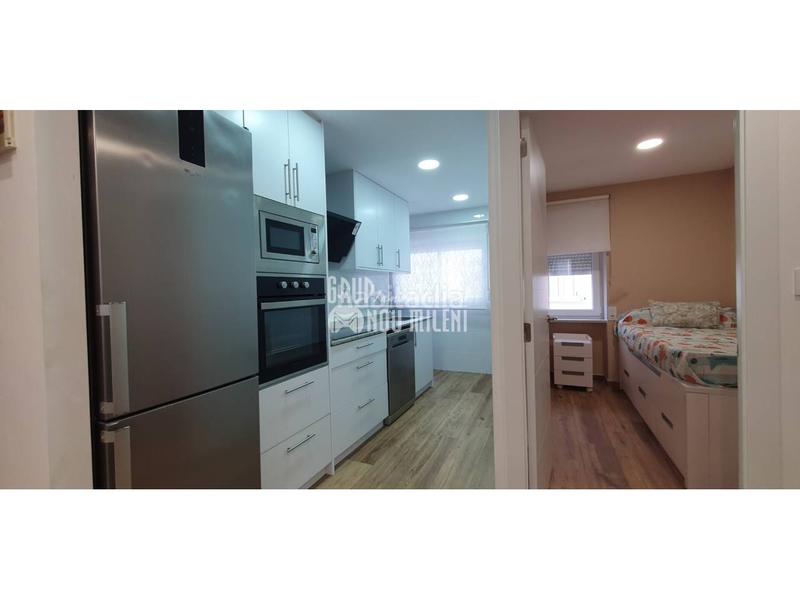 Foto 4d50dfa2-a9d2-4a14-a3e7-ca4dd1276d90. Affitto appartamento con parcheggio in El Perellonet Valencia