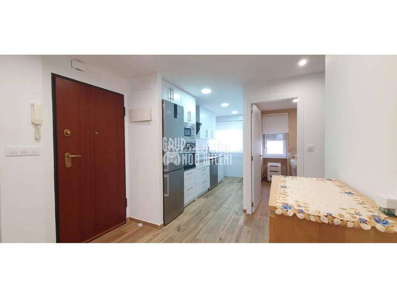 Foto 22ebff2a-ae6b-448c-b5d1-15d81a123529. Miete etagenwohnung mit parking in El Perellonet Valencia