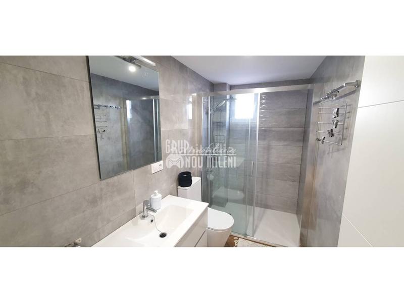 Foto 6815d6ae-9596-4916-8e44-934a022a80ce. Miete etagenwohnung mit parking in El Perellonet Valencia