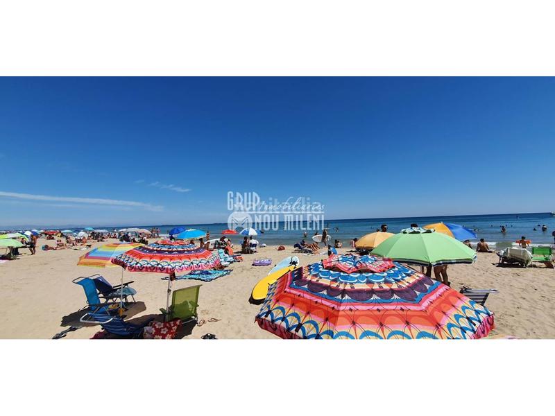 Foto 9b97dc21-b34e-4c6f-b8f7-c4d668fca1c1. Miete etagenwohnung mit parking in El Perellonet Valencia