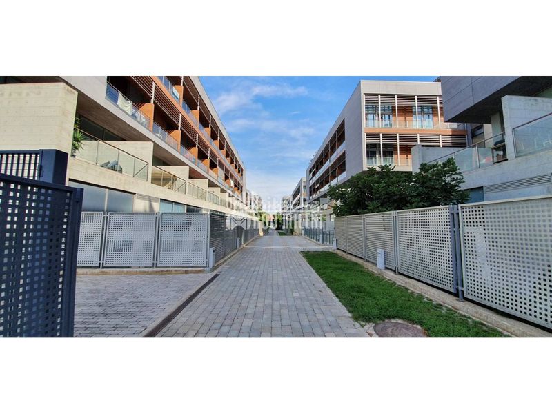 Foto 5163a8ed-2e2d-480f-84bd-1b8a0264d824. Loft amb aparcament a Vara de Quart Valencia