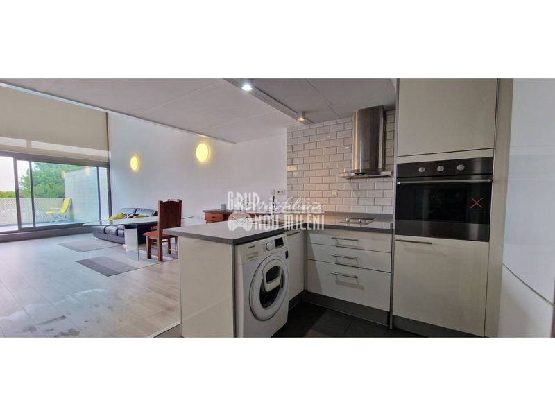 Foto 9c18cd20-4341-4ca1-9067-0e5158bd7efb. Loft amb aparcament a Vara de Quart Valencia