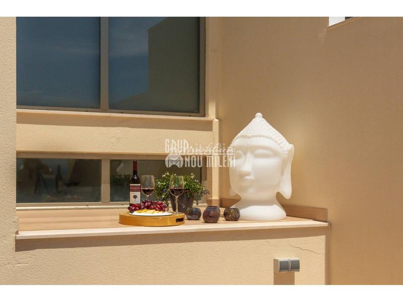 Foto 9f4c83e9-b594-4b70-8959-cfbb00eb9fc9. Location chalet avec parking piscine dans El Faro Cullera