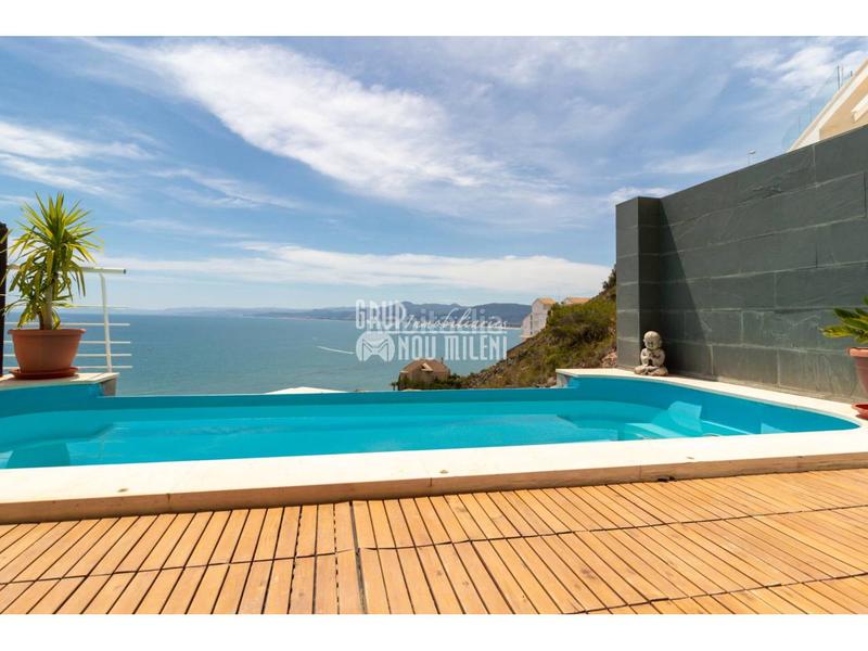 Foto 41516261-c7ec-47cf-b4eb-76ddda942ae1. Miete chalet mit parking pool in El Faro Cullera