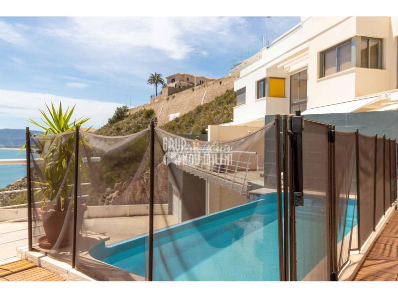 Foto a97e7e29-e0e1-4e9b-8f3d-2ee22086e472. Miete chalet mit parking pool in El Faro Cullera