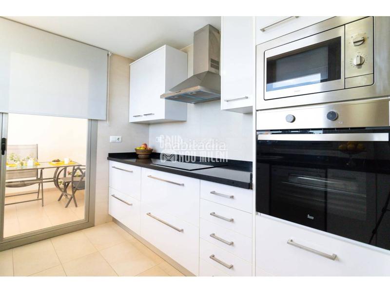 Foto 33939a5d-34b0-4003-bc00-86e8d3540e3e. Rent chalet with parking pool in El Faro Cullera